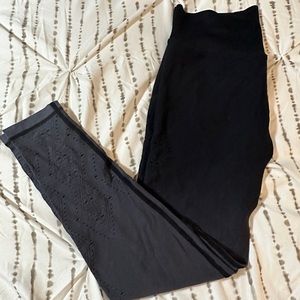 VS Pink Leggings